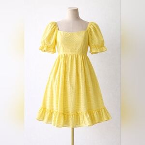 Yellow Puff-Sleeve Woman Dress